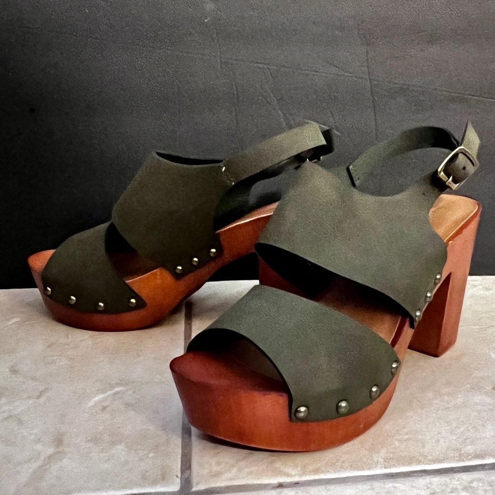 Madden Girl - Nadiaa Platform Sandals